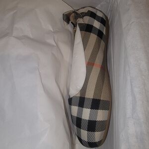 BNIB Toddler Girl Burberry Checkered Flats